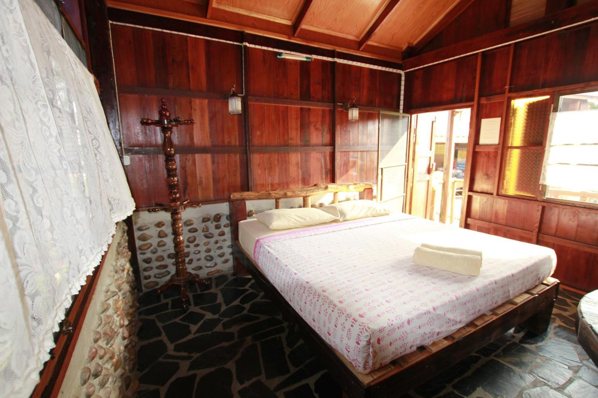 J&J Guesthouse Sukhothai Ruang foto